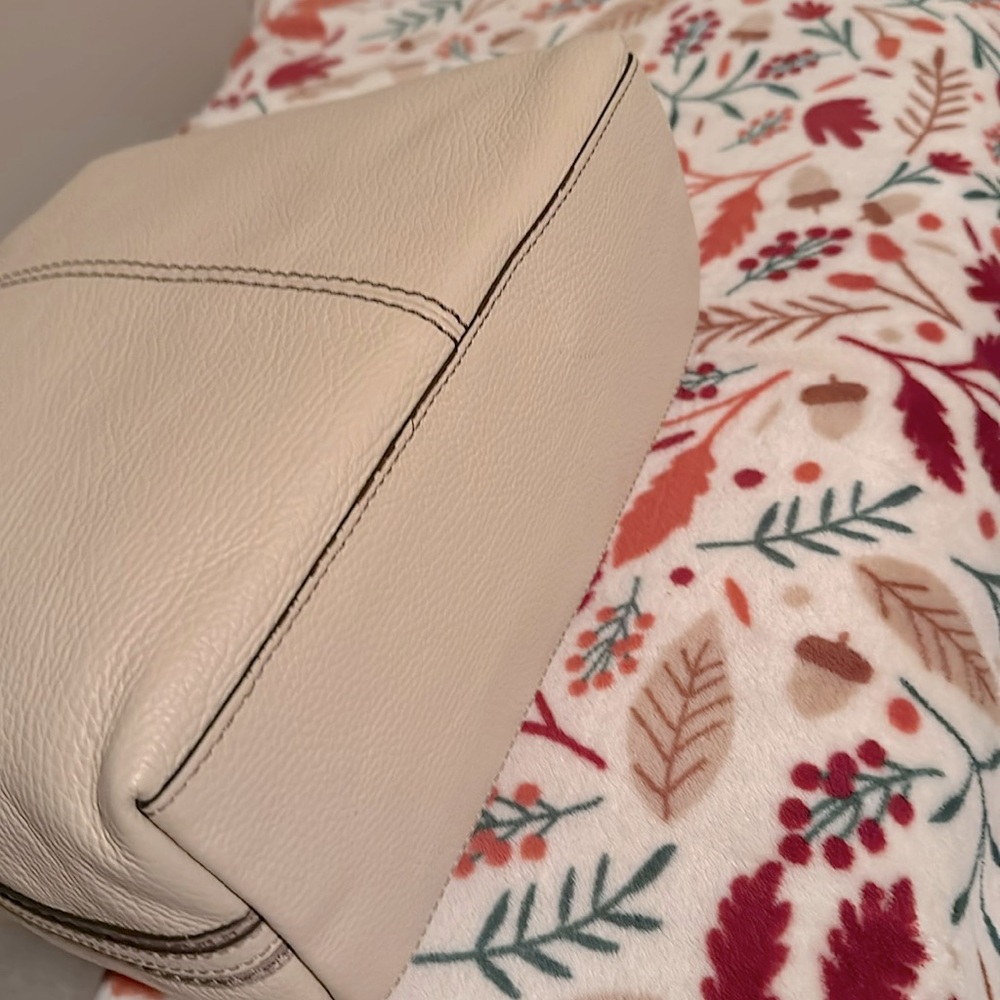 Brighton Octavia Shoulderbag - Picture 8 of 11